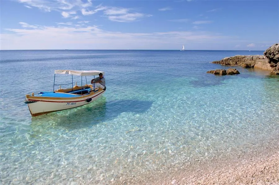 Sea & Sun 4* Apartment Banjole